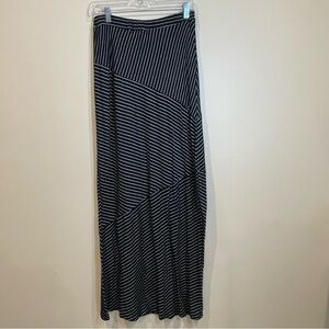 Olive & Oak Black + White Stripe Knit Maxi Skirt Women's Size M